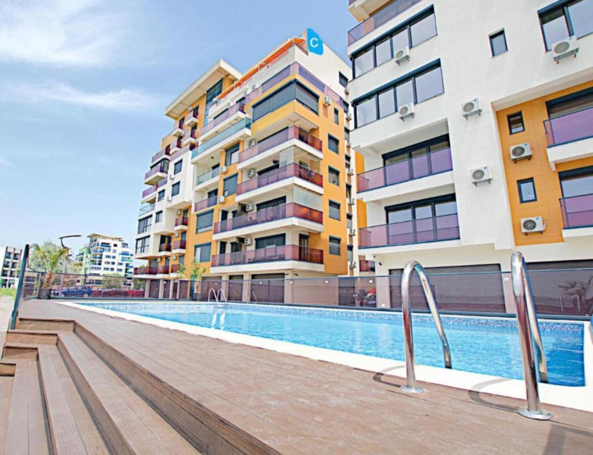 Sophia Lake View Suite Mamaia Exteriér fotografie
