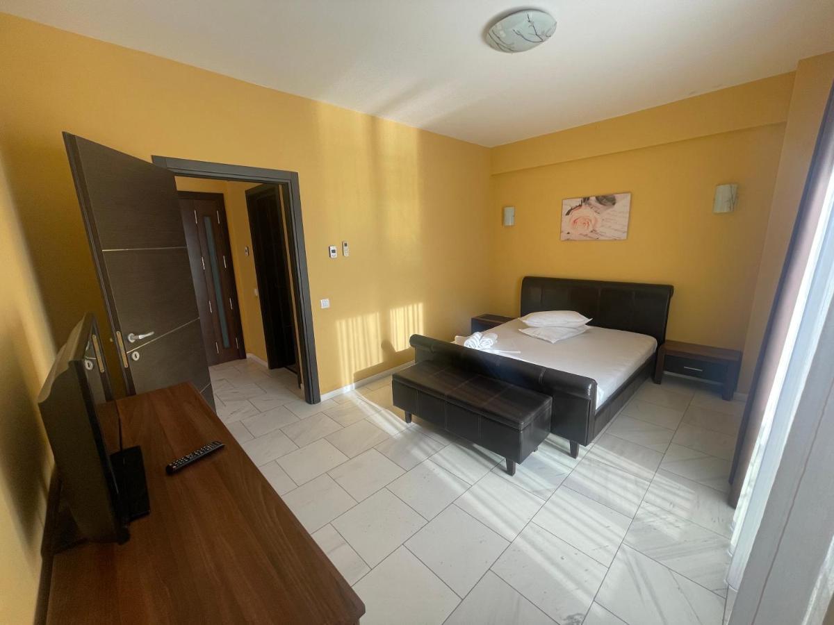 Sophia Lake View Suite Mamaia Exteriér fotografie