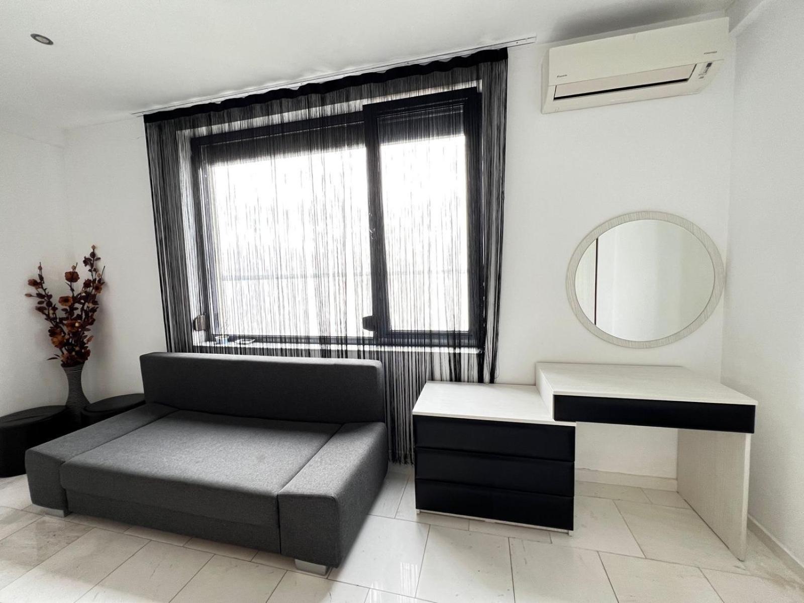 Sophia Lake View Suite Mamaia Exteriér fotografie