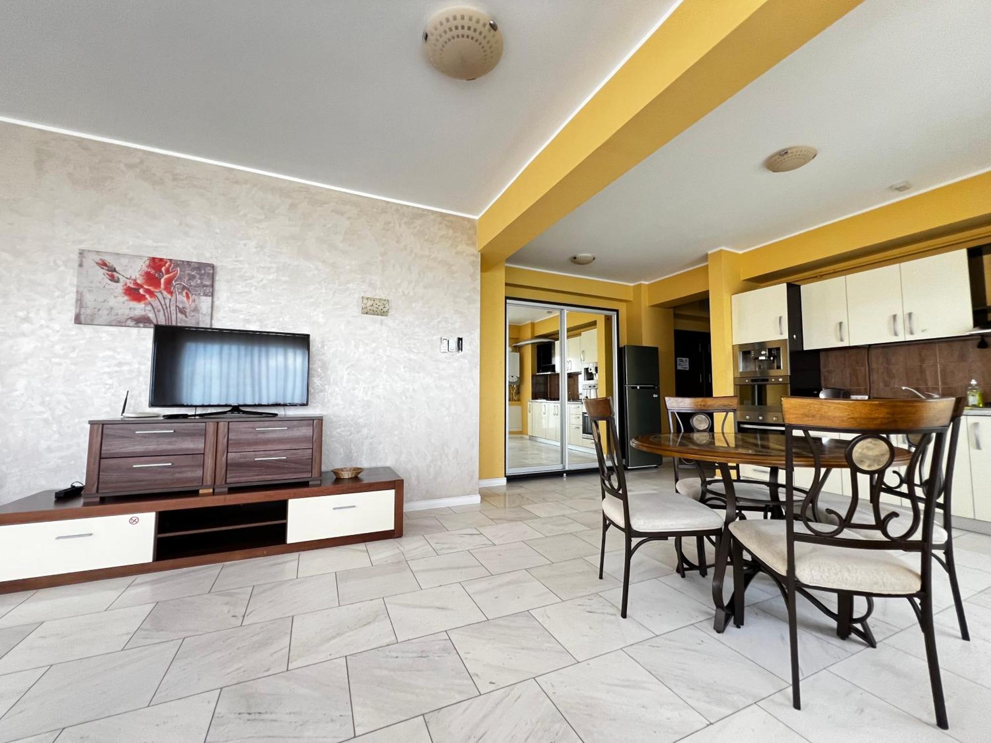 Sophia Lake View Suite Mamaia Exteriér fotografie