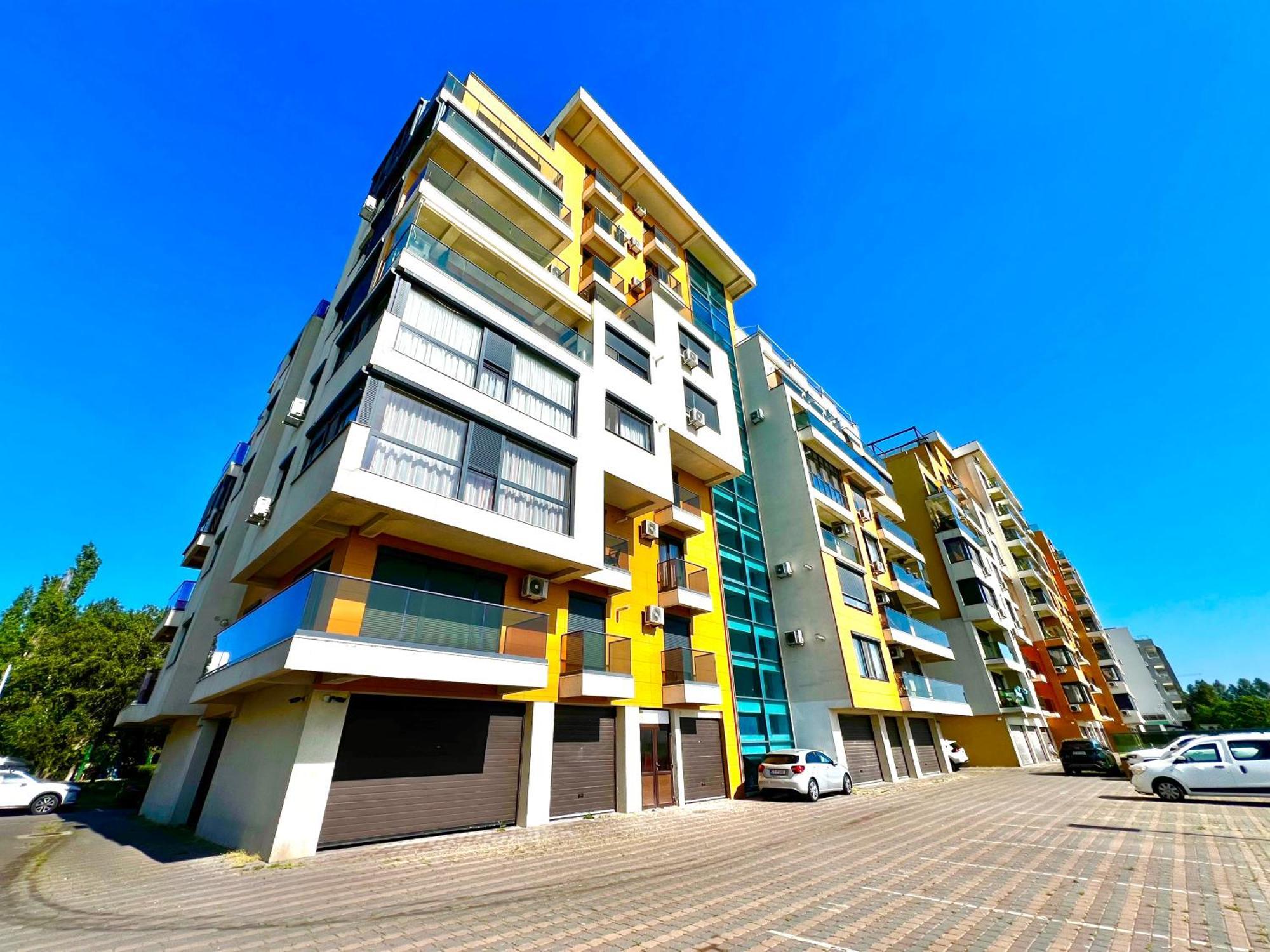 Sophia Lake View Suite Mamaia Exteriér fotografie