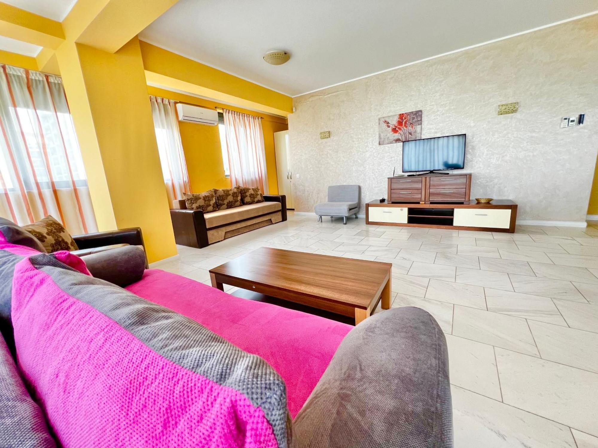 Sophia Lake View Suite Mamaia Exteriér fotografie